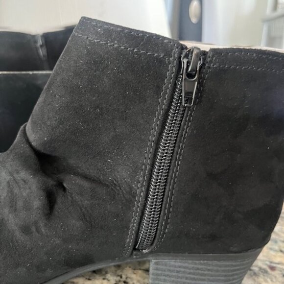 Lane Bryant Faux Suede Scrunch Ankle Boot Booties Size 9W NEW - Picture 4 of 8